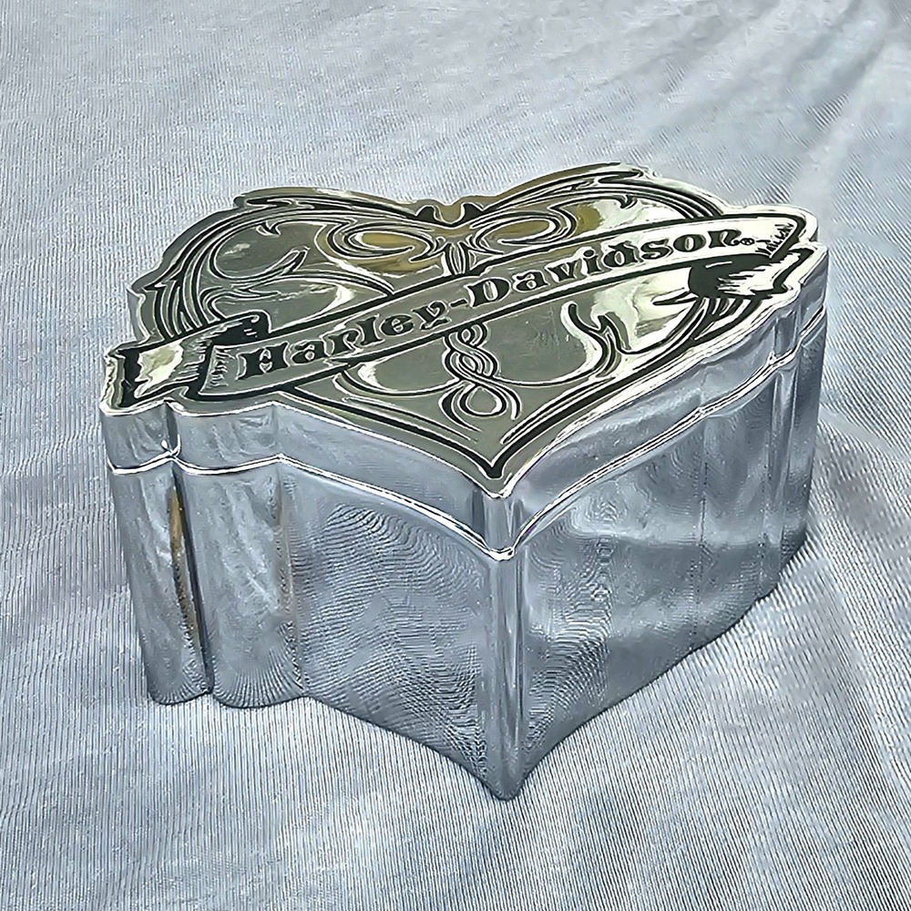 Harley Davison HD heart Shaped Jewelry Trinket Box 2007. - Picture 4 of 10